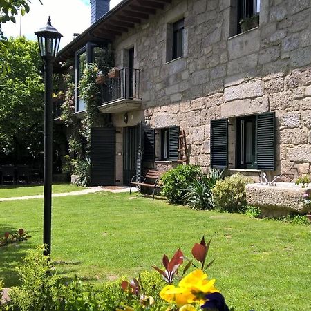 Pensjonat Conjunto Entre Acebos Sotillo de Sanabria Zewnętrze zdjęcie