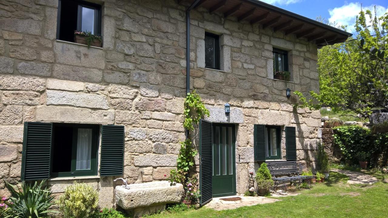 Pensjonat Conjunto Entre Acebos Sotillo de Sanabria Zewnętrze zdjęcie